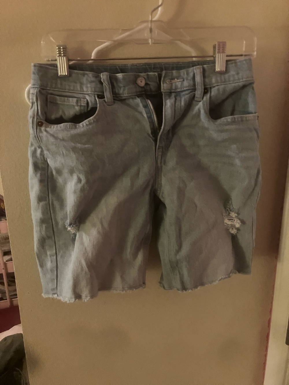 Old Navy Light Blue Distressed Women's Denim Shorts